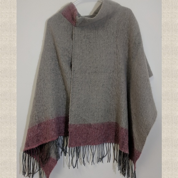 Zighilli Wool Blend Poncho - Picture 3 of 4